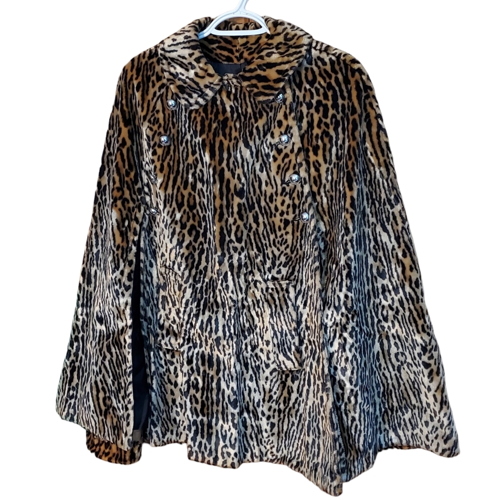 Vintage Leopard Print Cape Pristine Condition - image 1